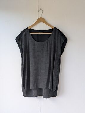 Eileen Fisher 100% Silk Sleeveless Black Gray Blouse Size Small